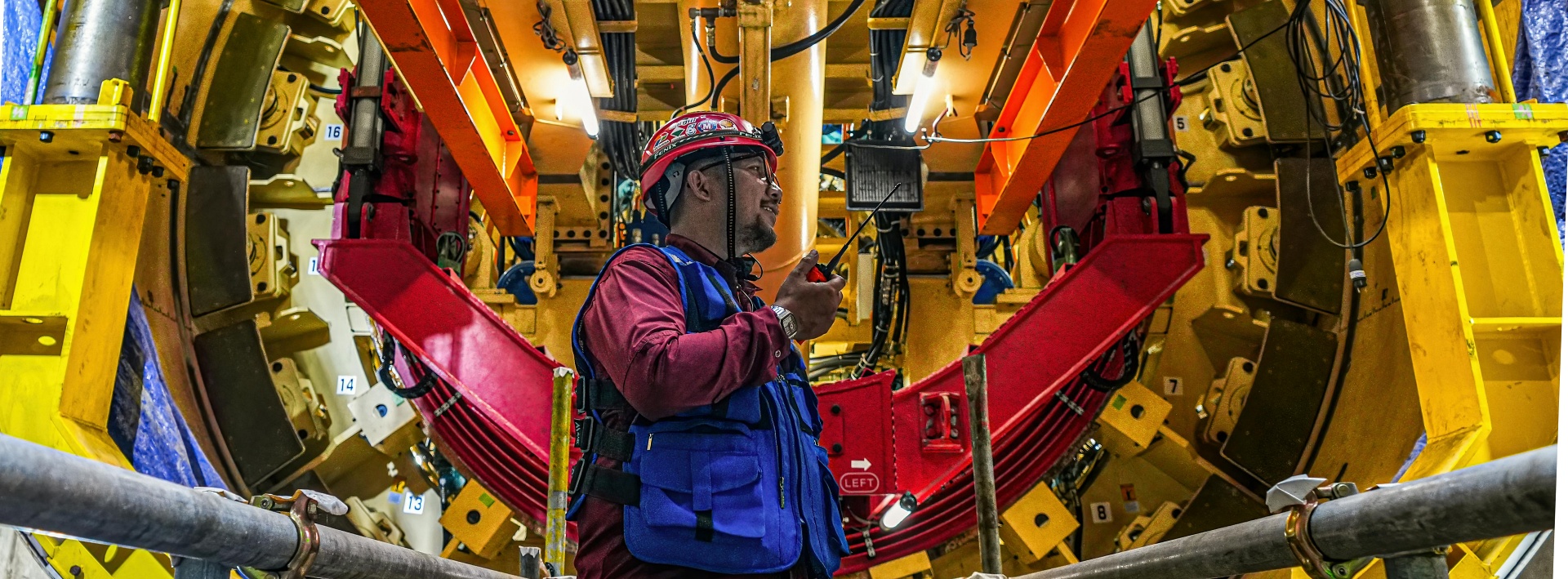 Maschinen- und Anlagenbau – Produktionshalle